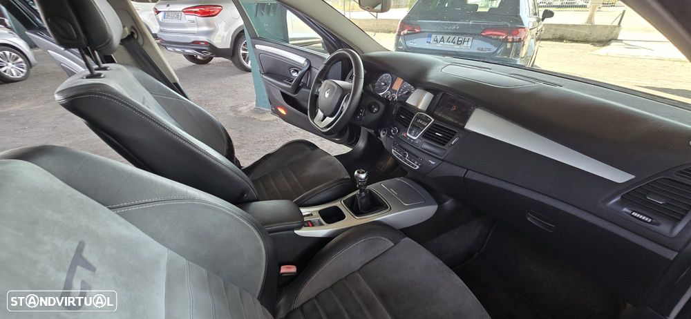 Renault Laguna Break 2.0 dCi GT - 26