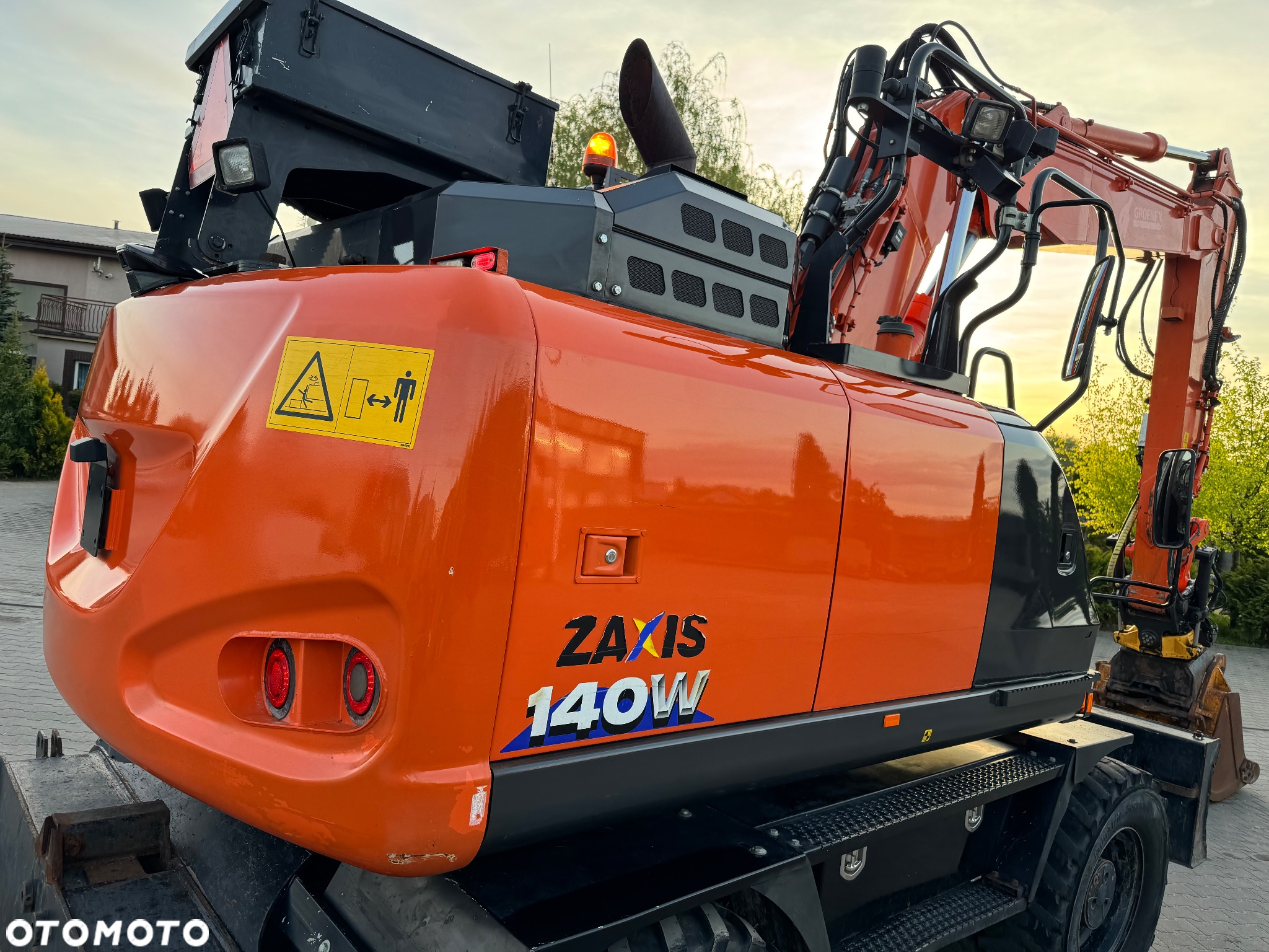 Hitachi ZX140W-6 / ZX 140 W - 7