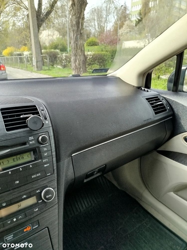 Toyota Avensis 2.0 D-4D Luna - 9