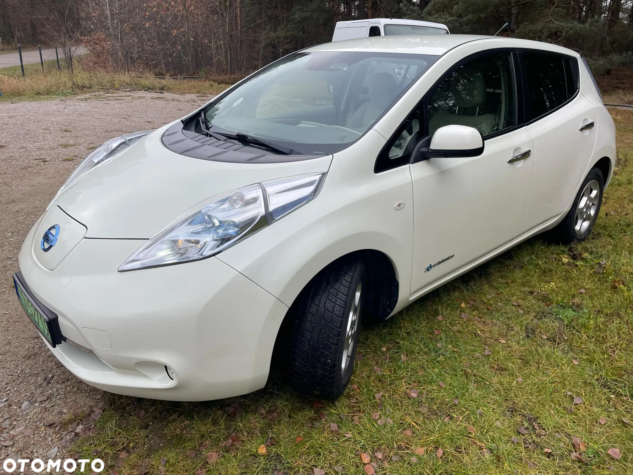Nissan Leaf 24 kWh (mit Batterie) Acenta - 2