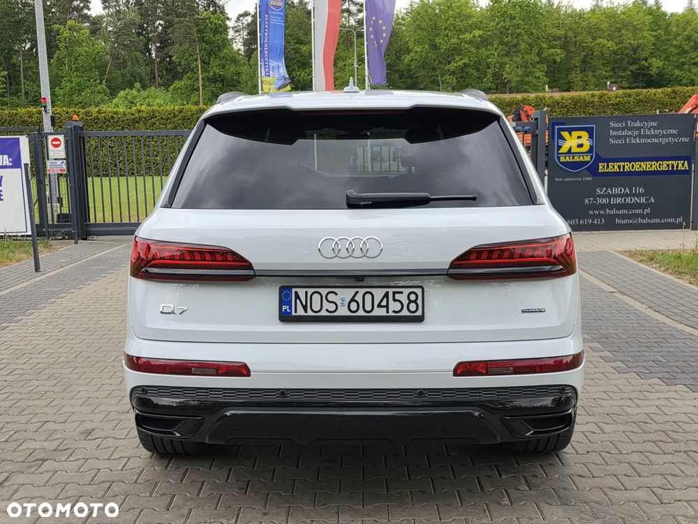 Audi Q7 - 16