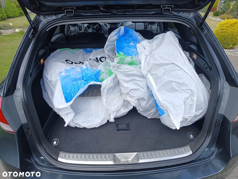 Hyundai i40 i40cw 1.7 CRDi Fifa World Cup Edition - 19