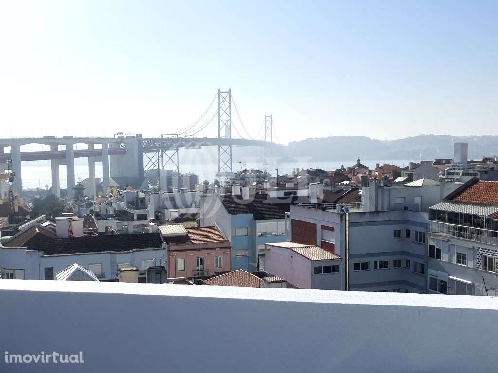 Apartamento T1, com estacionamento, em Alcantara, Lisboa - Grande imagem: 4/26