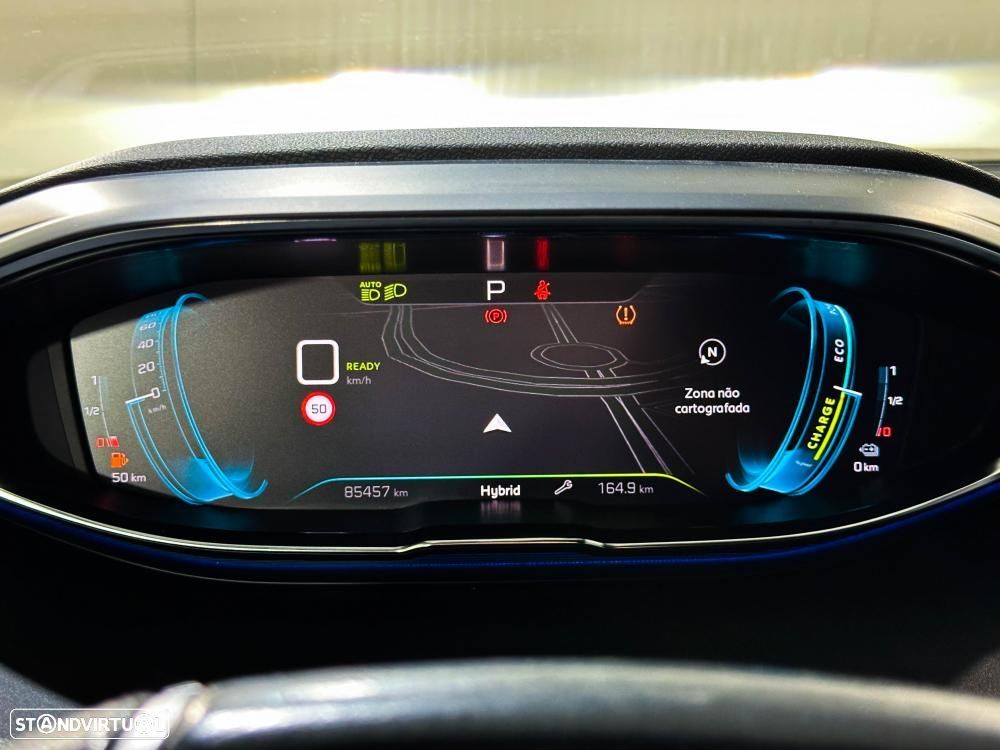 Peugeot 3008 1.6 Hybrid GT Pack e-EAT8 - 31