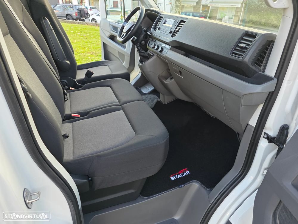 VW CRAFTER 35 2.0 TDI L5H4 IVA DEDUTIVEL - 29