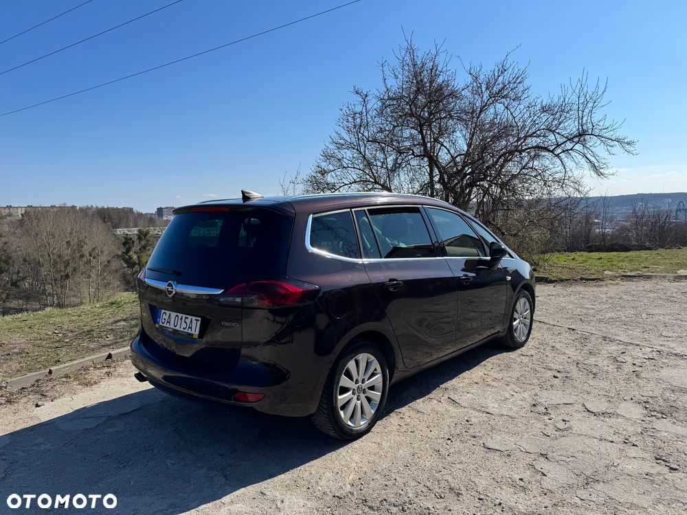 Opel Zafira Tourer 1.6 SIDI Turbo Edition - 2