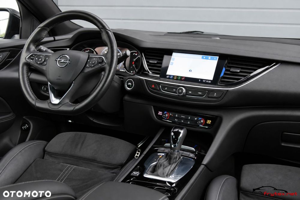 Opel Insignia - 31