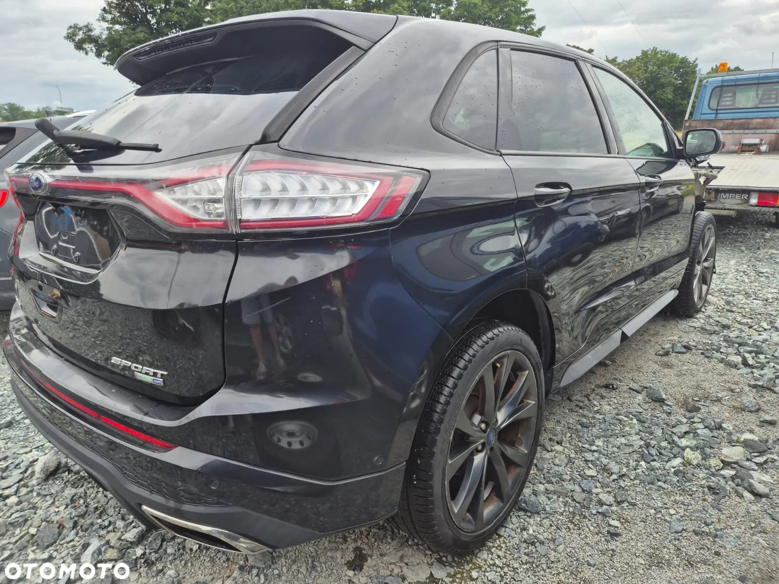 Ford Edge - 11