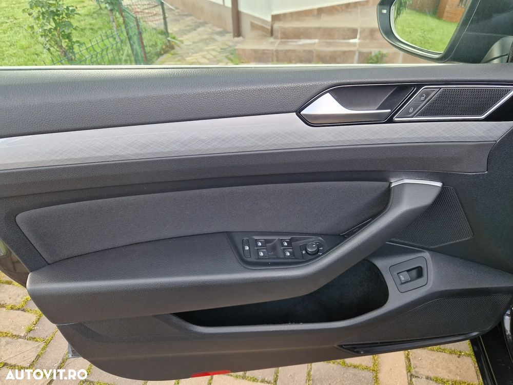 Volkswagen Passat 2.0 TDI DSG Comfortline - 15