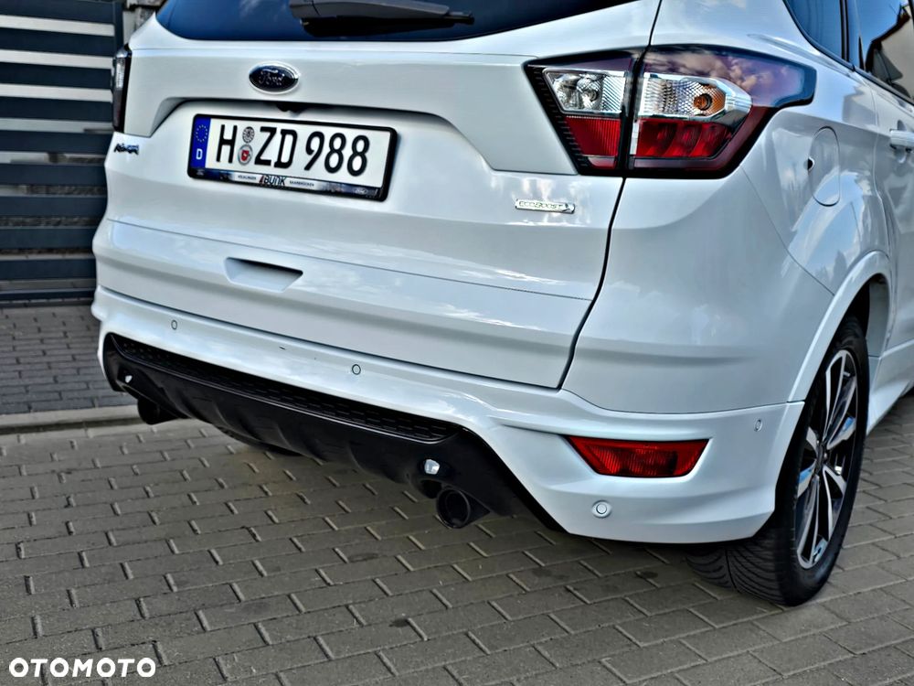 Ford Kuga 1.5 EcoBoost 2x4 ST-Line - 22