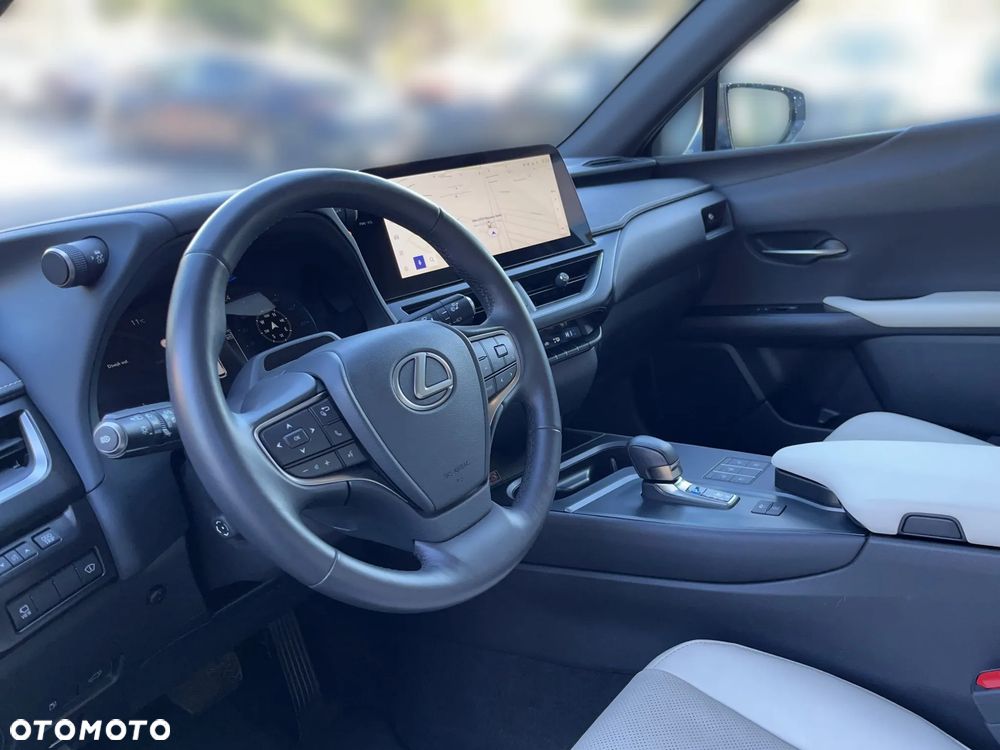 Lexus UX 300h Omotenashi AWD - 5