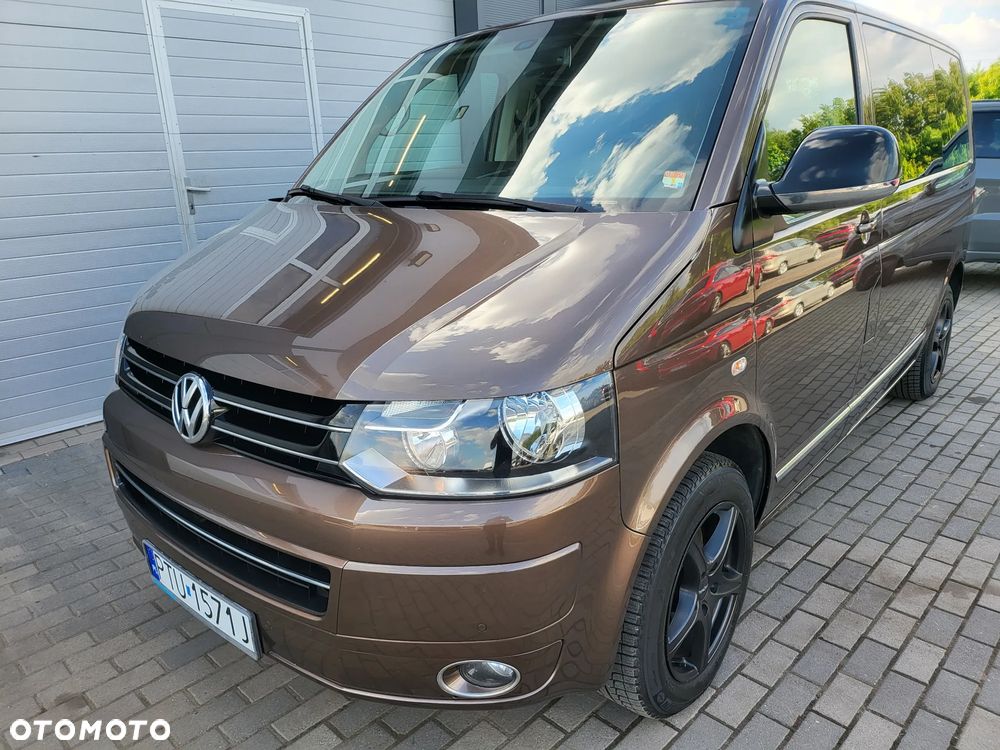 Volkswagen Multivan - 24