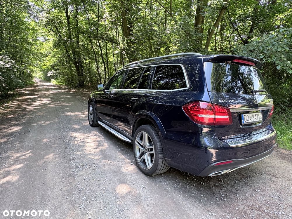 Mercedes-Benz GLS - 14