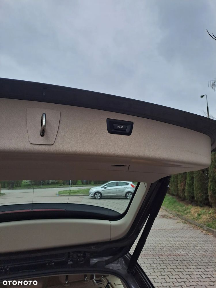 BMW Seria 3 320d - 14