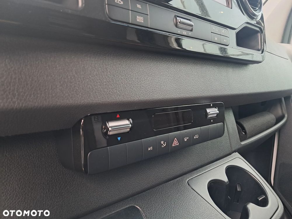 Mercedes-Benz Sprinter 319 CDI Furgon PRO  Ekstra Długi 4325+mm - 21