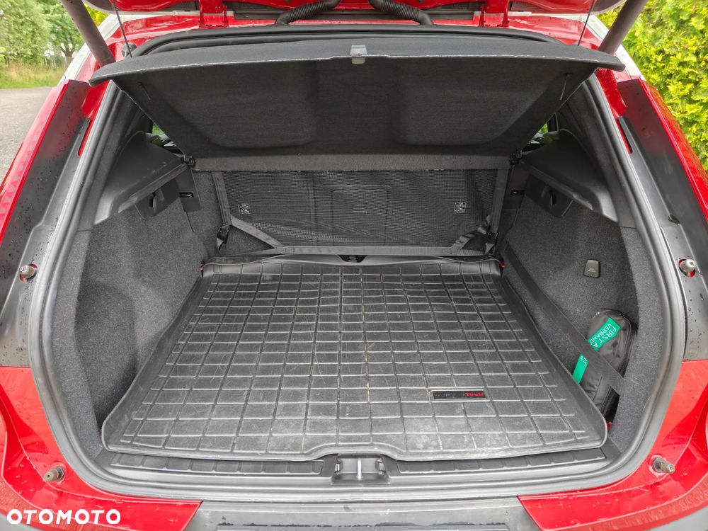 Volvo XC 40 T4 AWD Geartronic Momentum Pro - 26