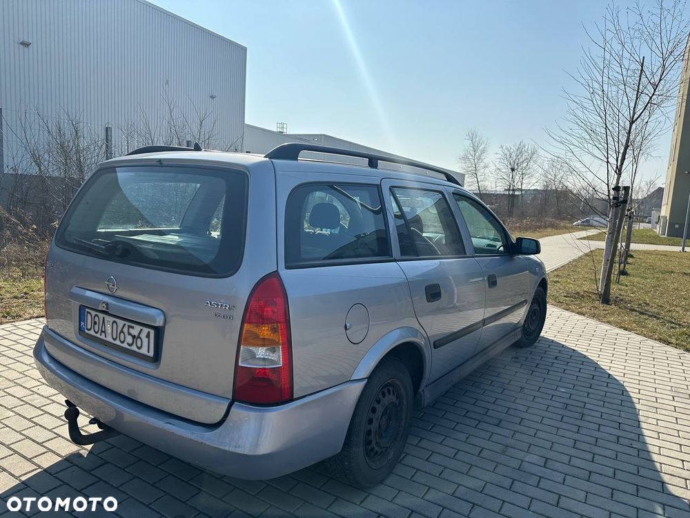 Opel Astra 1.7 DTI - 2