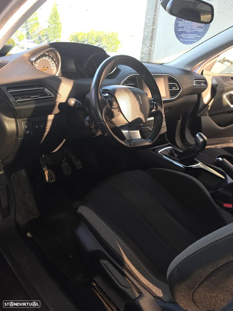 Peugeot 308 SW PureTech 130 GPF Stop & Start Style - 5