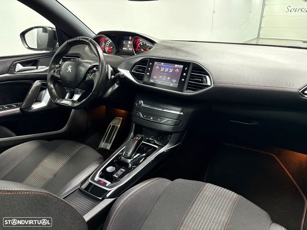 Peugeot 308 SW 1.2 PureTech GT Line EAT8 - 20