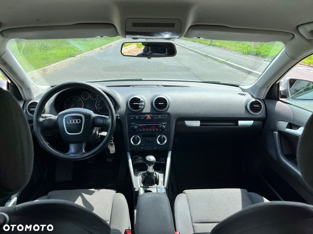 Audi A3 Sportback - 4