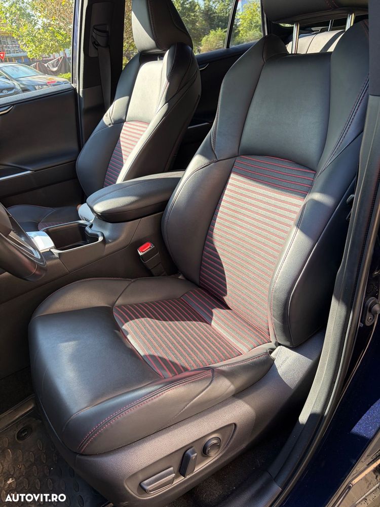 Suzuki Across 2.5 CVT PHEV Luxus - 13