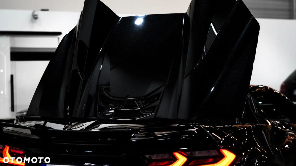Chevrolet Corvette - 11