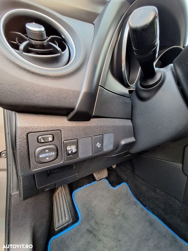Toyota Auris - 26