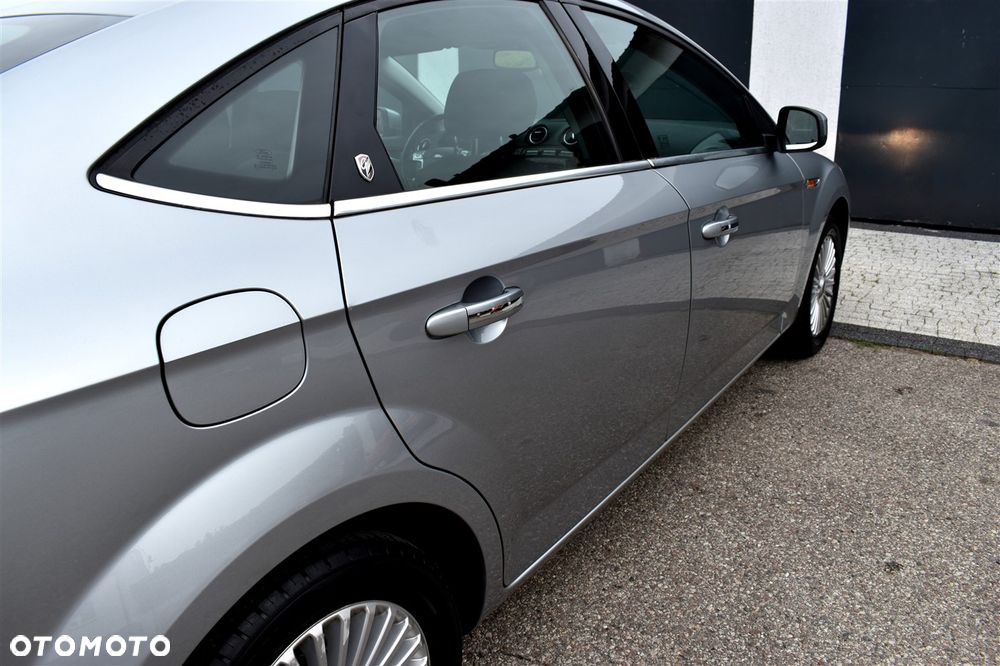 Ford Mondeo 2.0 Ghia X100 / X - 13
