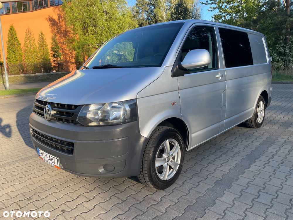 Volkswagen Transporter - 1