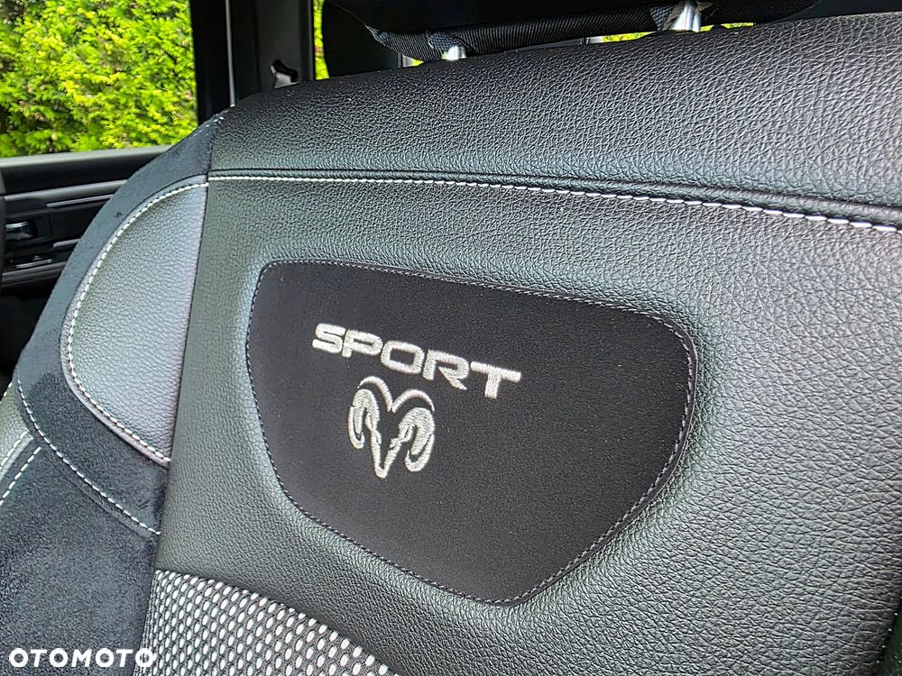 RAM 1500 Crew Cab MB Sport - 22