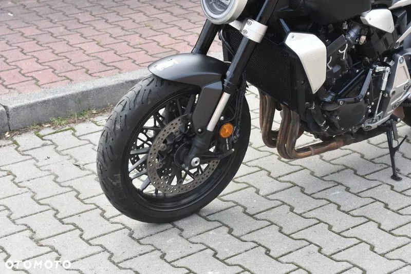 Honda CB - 24