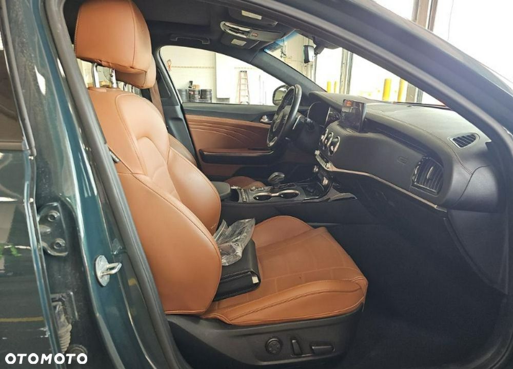Kia Stinger 3.3 T-GDI V6 GT AWD - 10