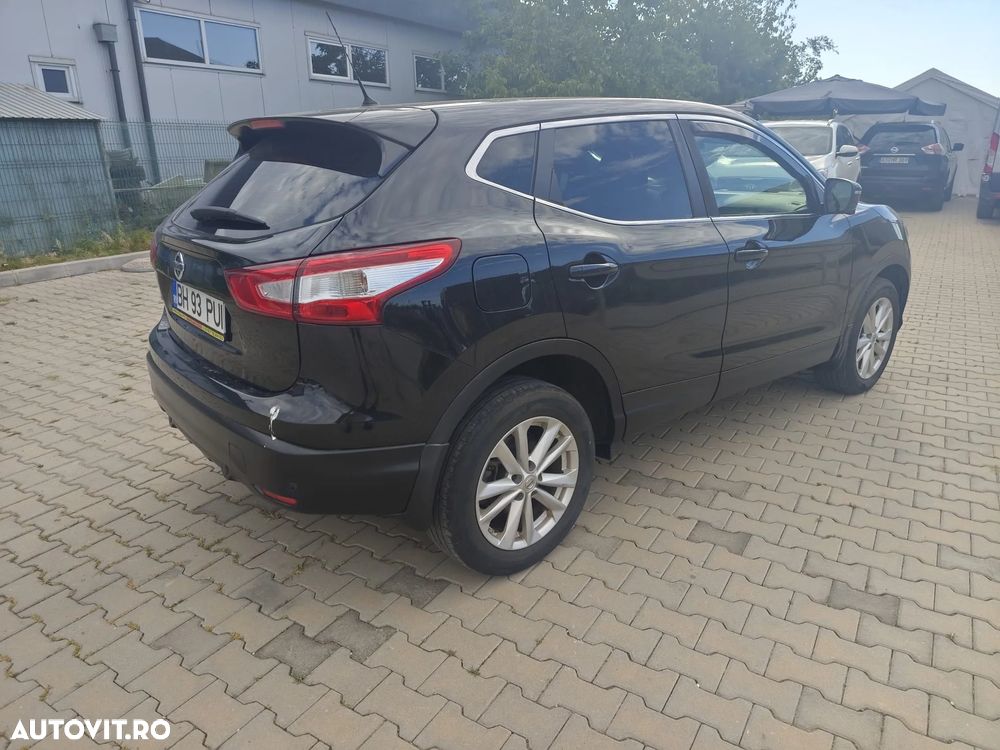 Nissan Qashqai - 2