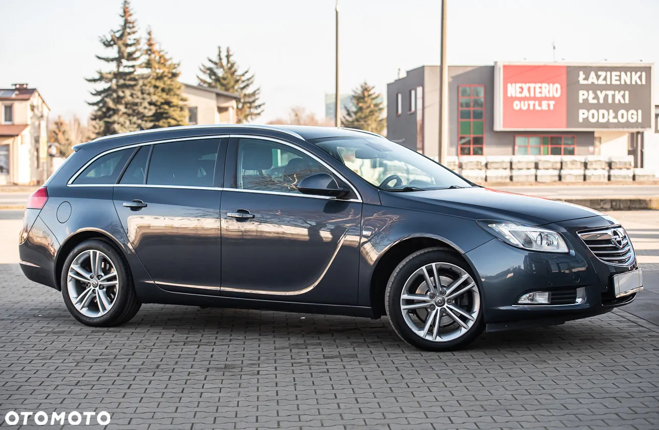 Opel Insignia 2.0 T Cosmo - 3
