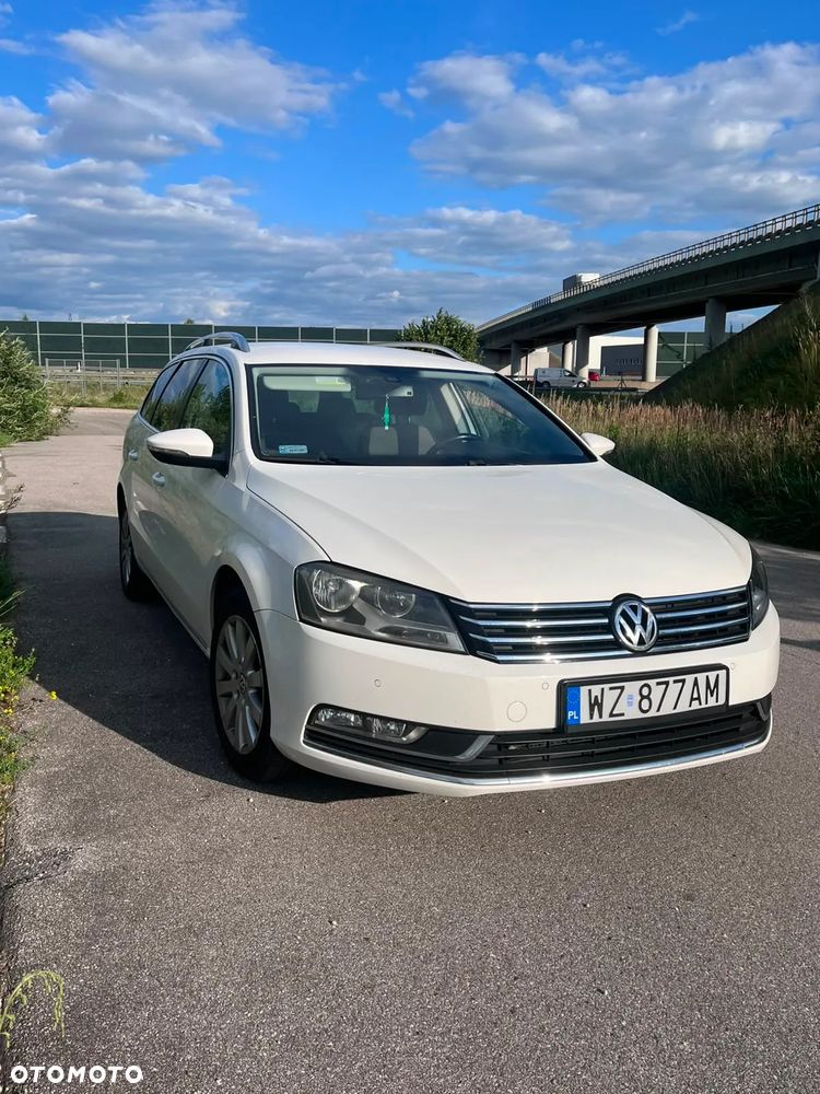 Volkswagen Passat 1.6 TDI Comfortline - 1