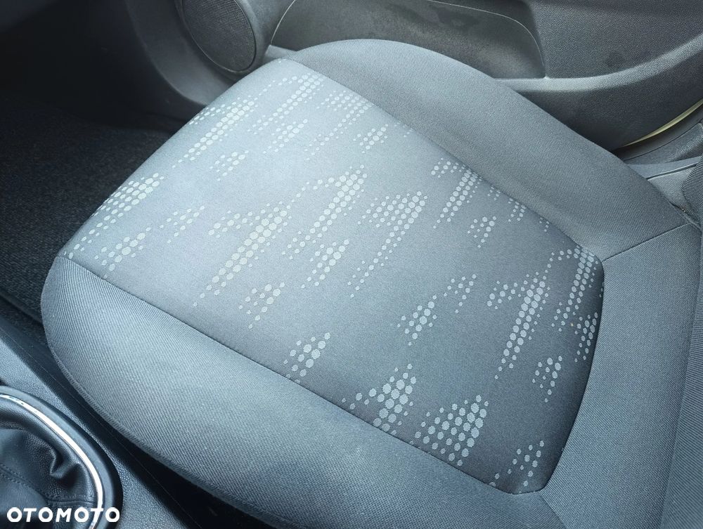 Opel Corsa 1.4 16V Edition - 15