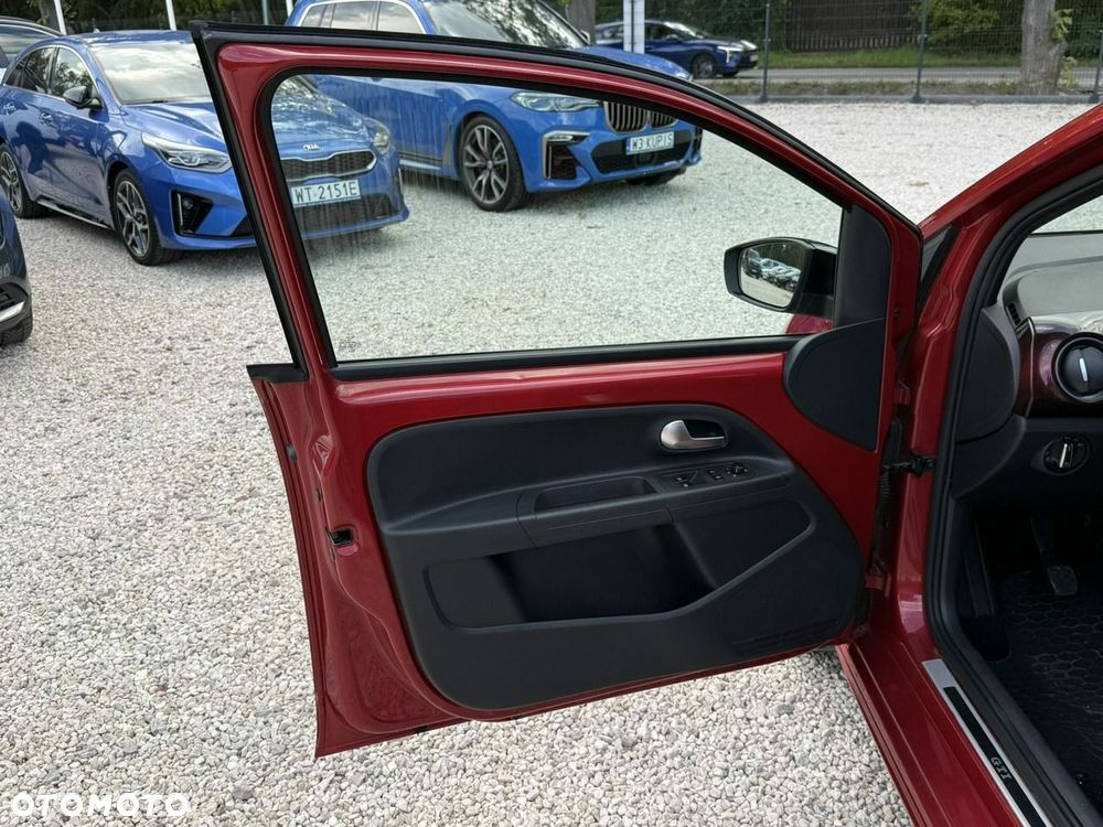 Volkswagen up! 1.0 TSI GTI - 14