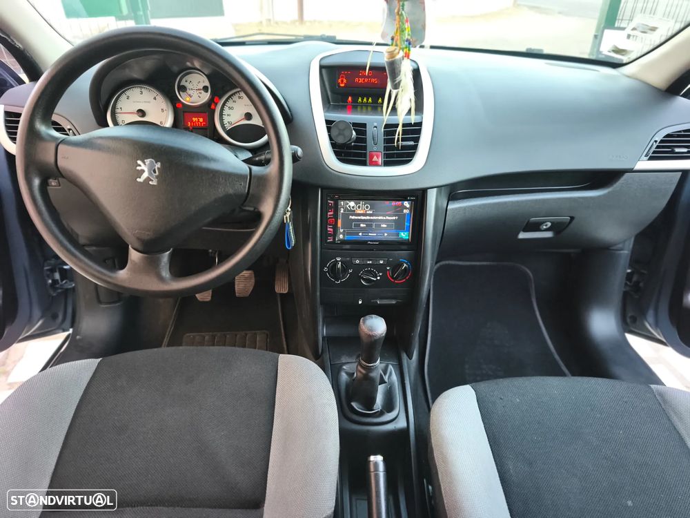 Peugeot 207 1.4 HDi Premium - 7