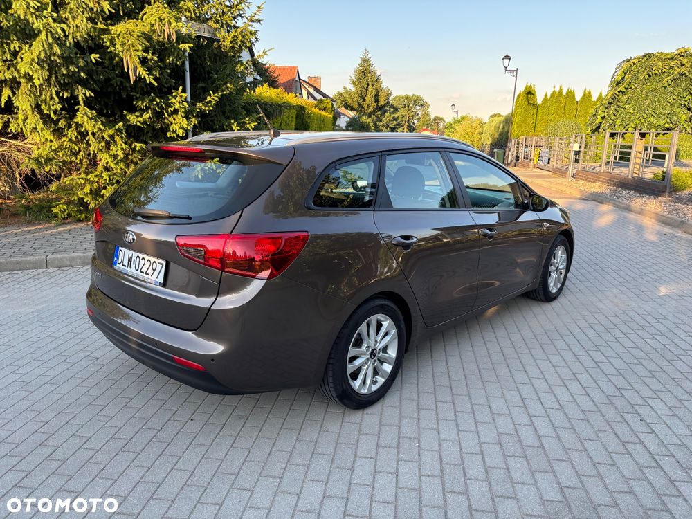 Kia Ceed 1.4 Smart Plus - 4