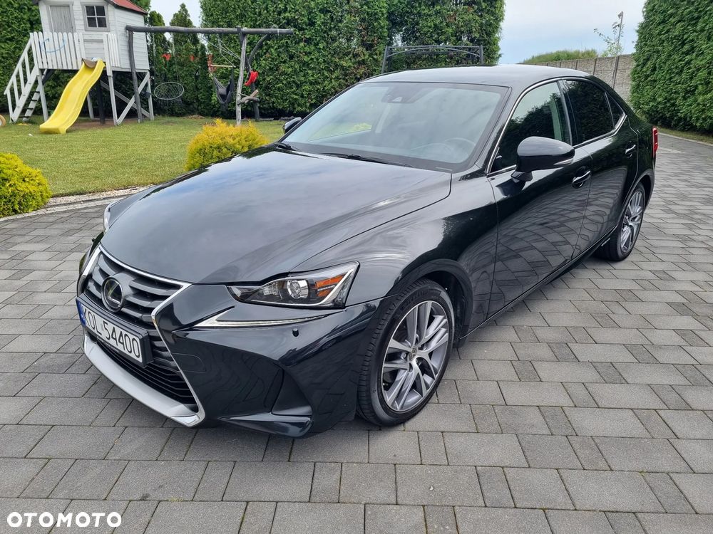 Lexus IS Business Edition - 26