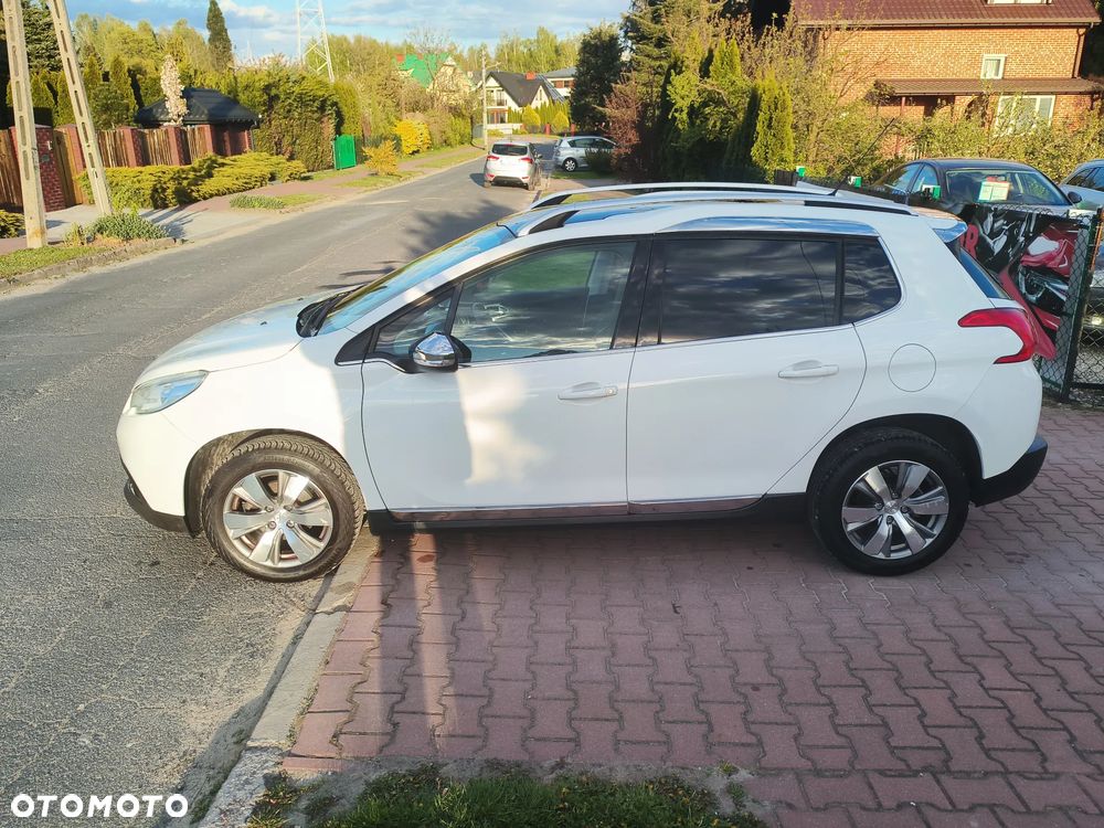 Peugeot 2008 PureTech 82 Allure - 21