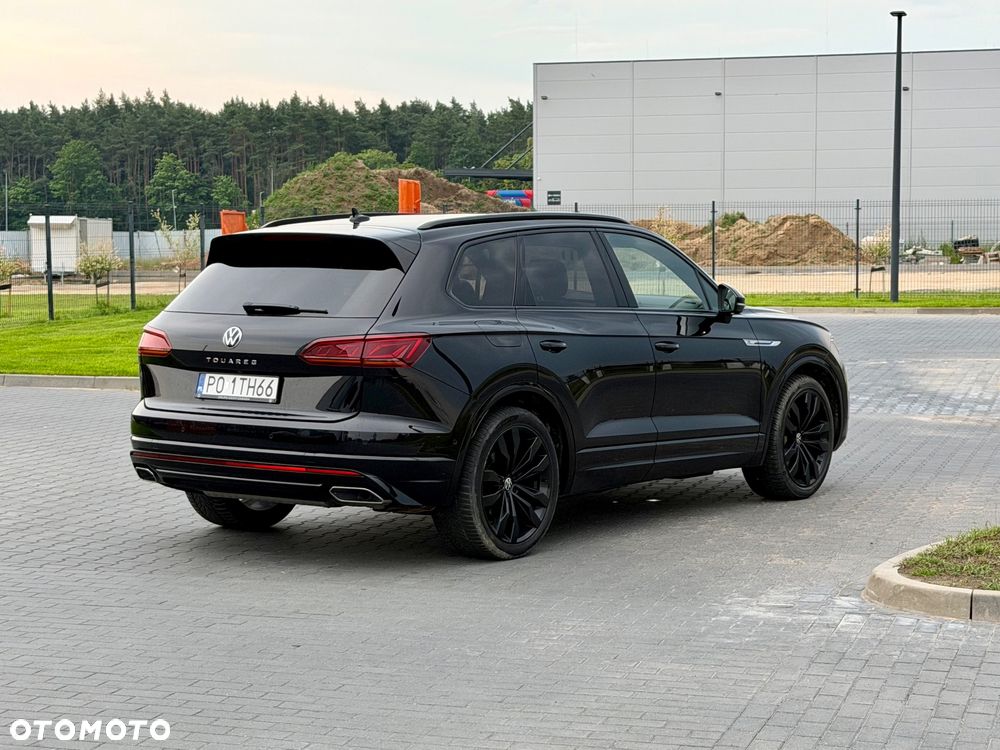 Volkswagen Touareg 3.0 V6 TDI SCR 4Mot R-Line - 4