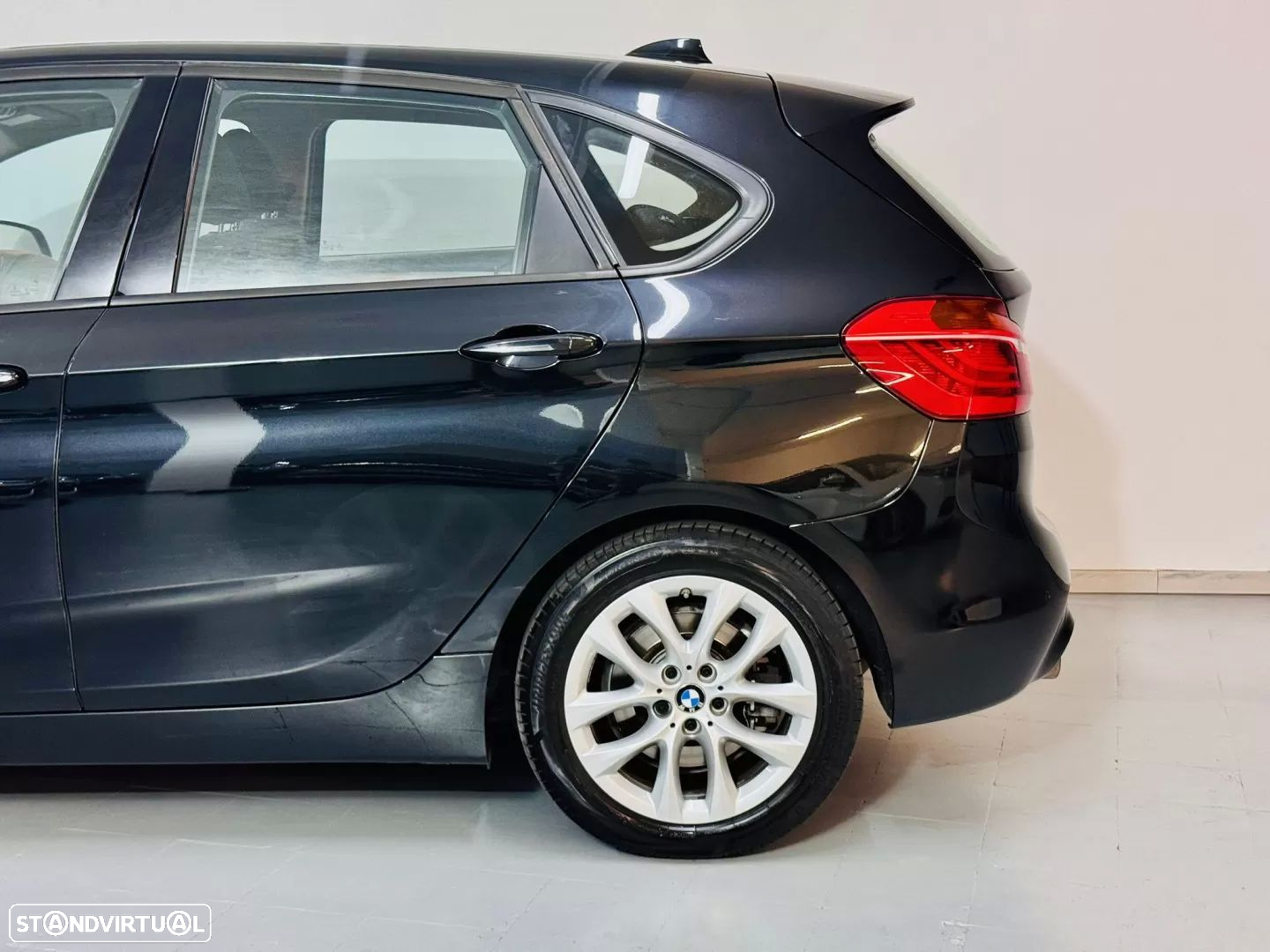 BMW 225xe Active Tourer Advantage - 14