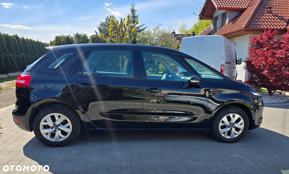 Citroën C4 Picasso - 10