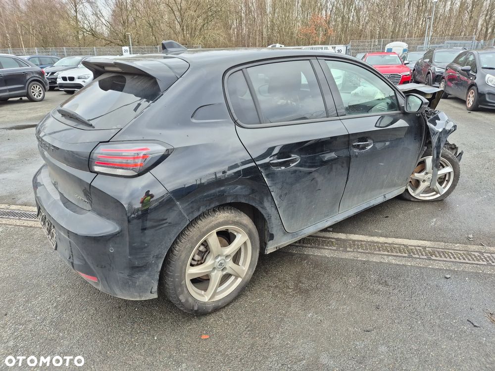 Peugeot 208 - 4