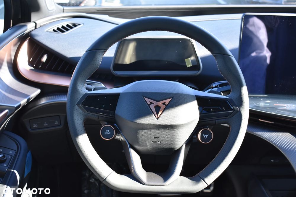 Cupra Tavascan 82kWh 4Drive VZ - 18