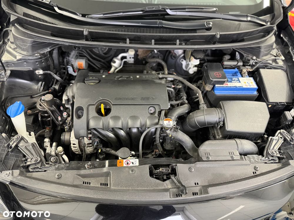 Hyundai i30 1.4 Comfort - 14