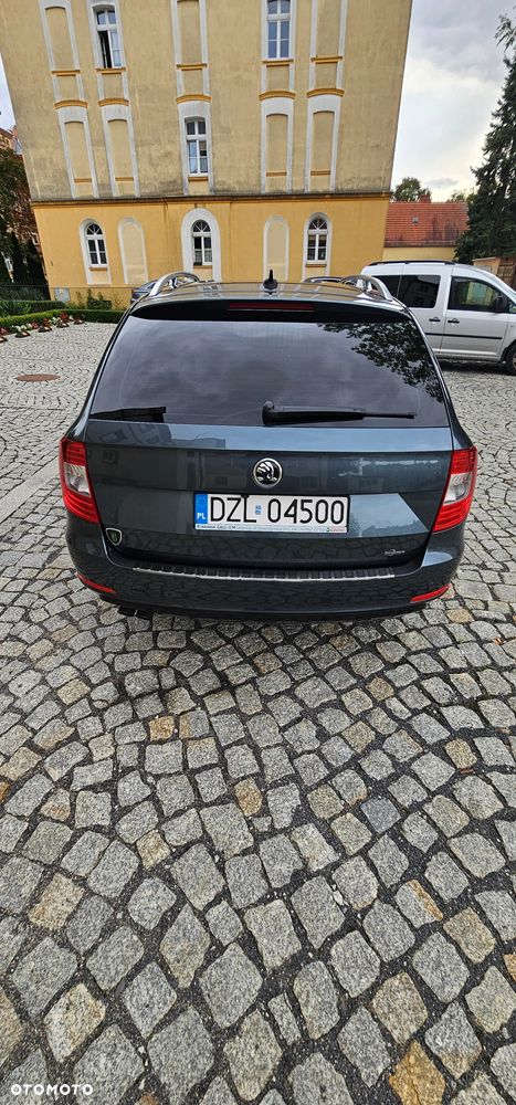 Skoda Superb 2.0 TDI Elegance - 6