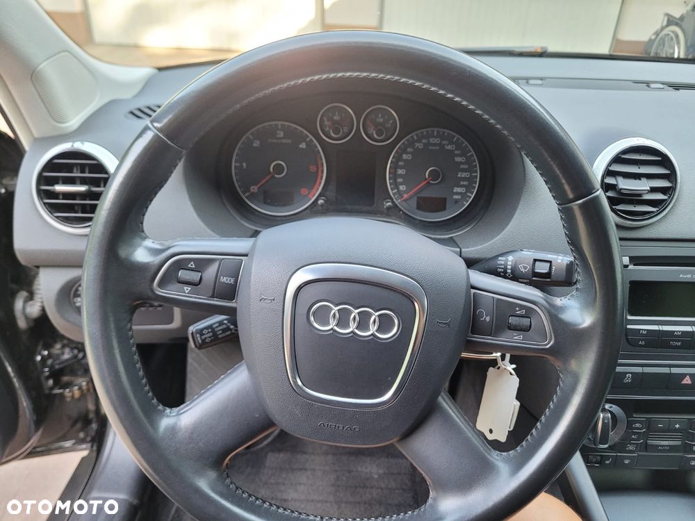 Audi A3 Sportback 2.0 TDI Attraction - 37