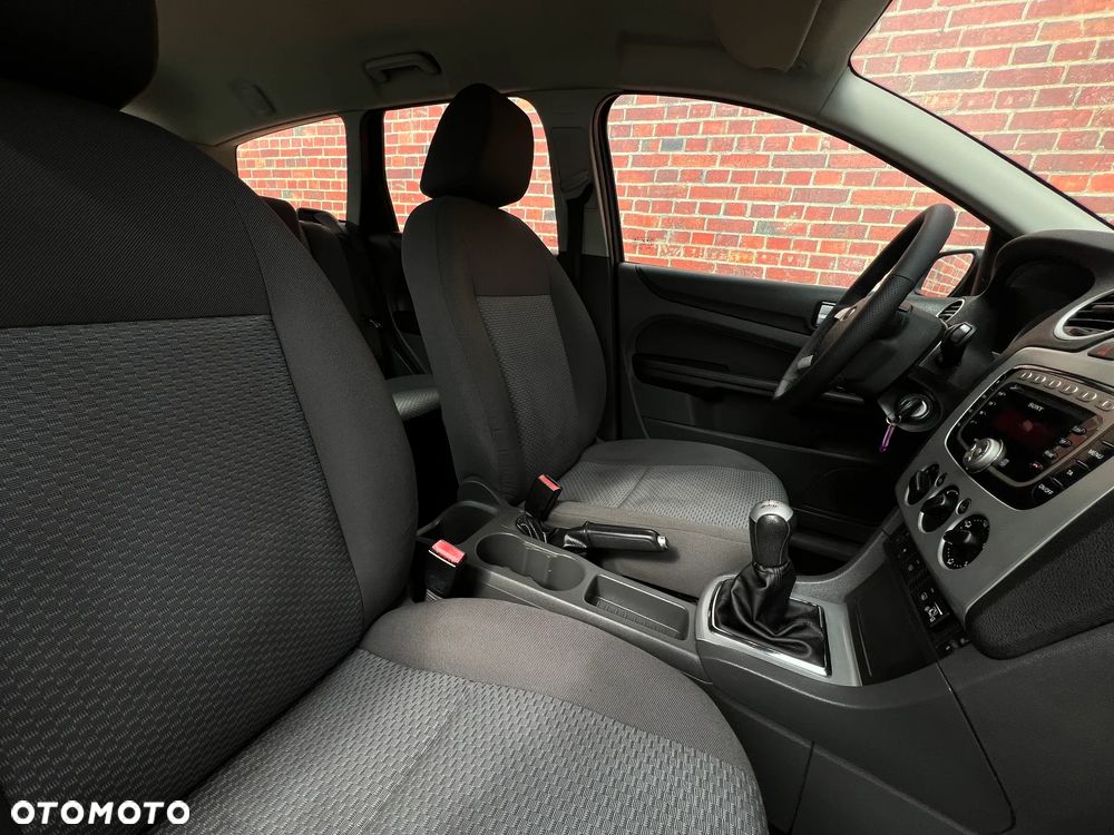 Ford Focus - 15